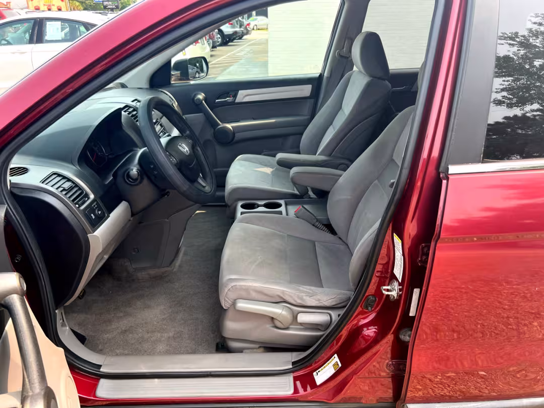 2011 Honda CR-V - 5J6RE3H40BL034081 - Image #12